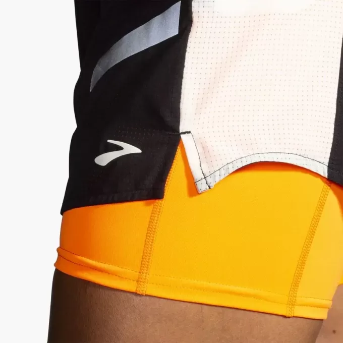 Brooks Run Visible 4″ 2-in-1 Short 2.0
